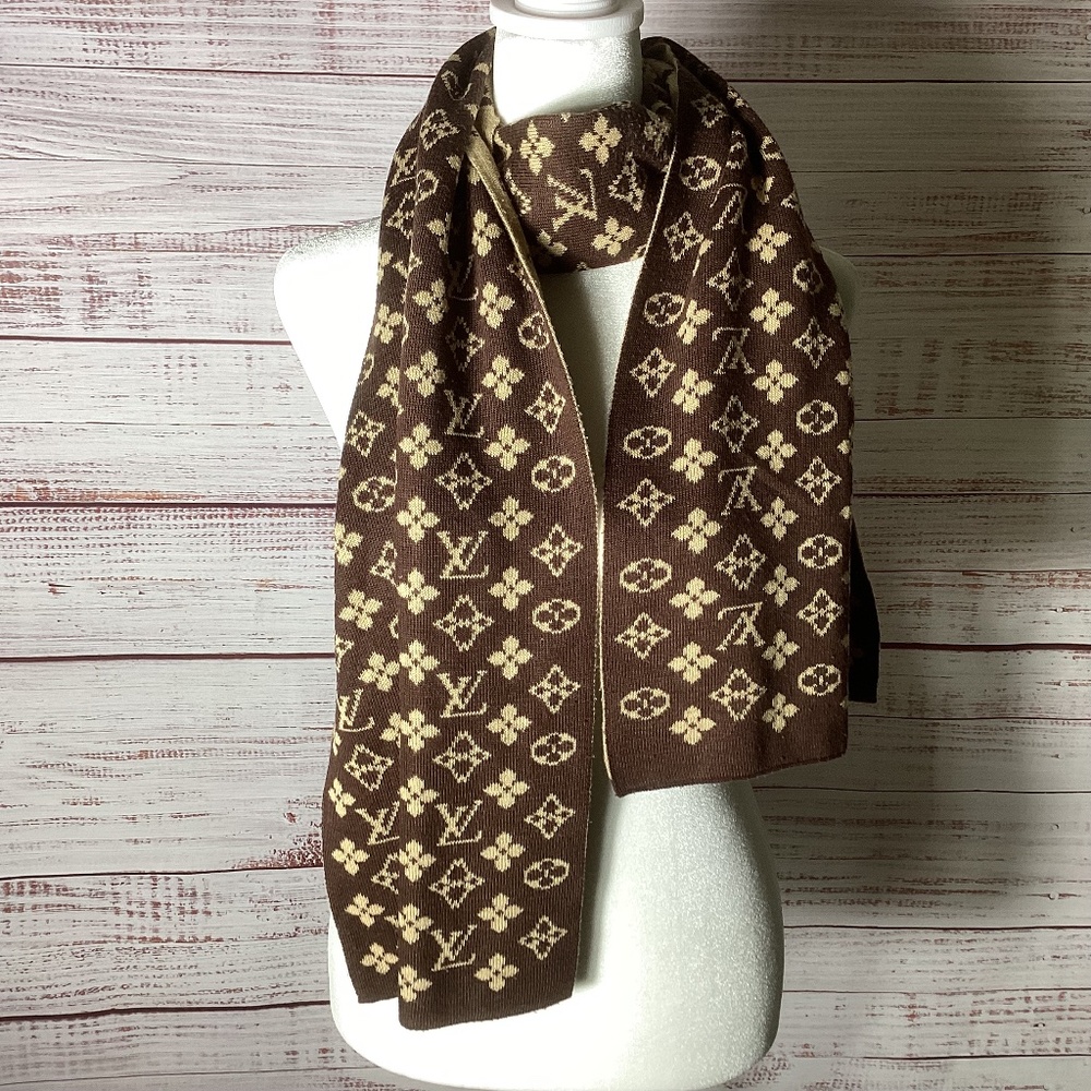 Authentic Louis Vuitton Reversible Scarf